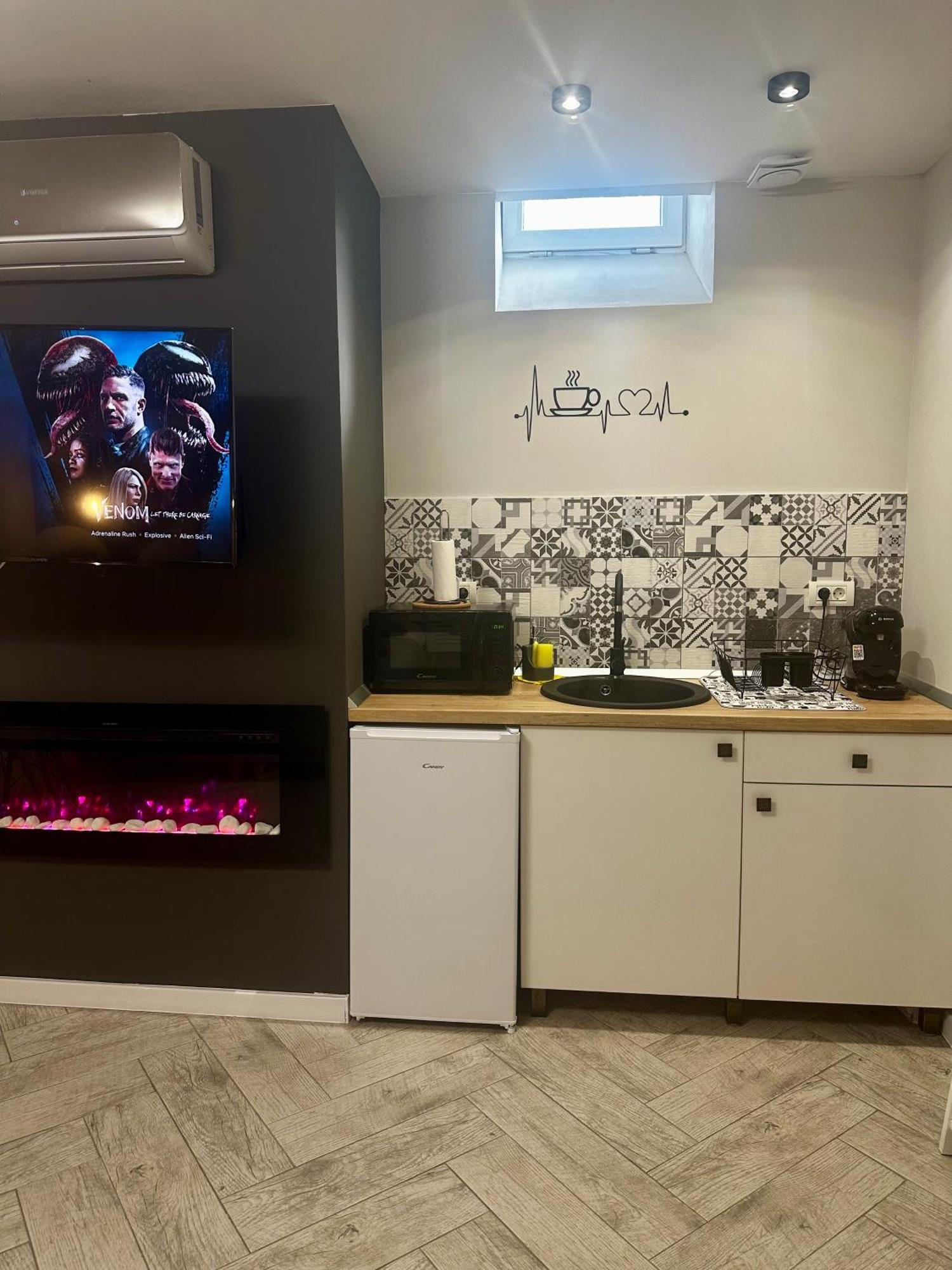Stay Inn Central Brasov Ap 4 ภายนอก รูปภาพ