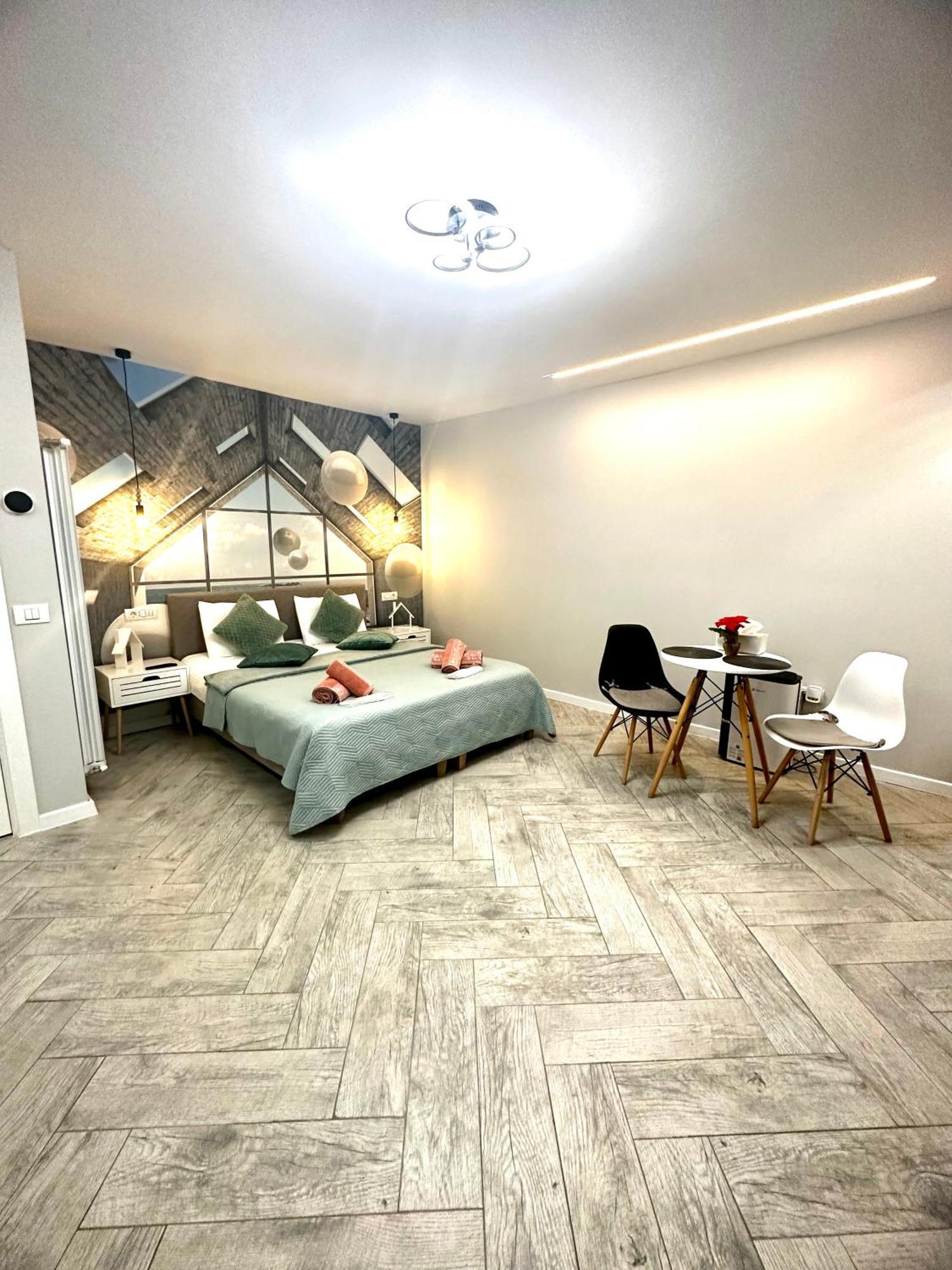 Stay Inn Central Brasov Ap 4 ภายนอก รูปภาพ